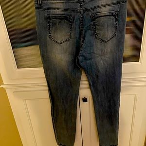 Nanette brand skinny jeans